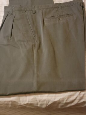 Cherokee Olive Green Pleated Dress Pants